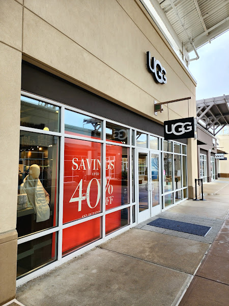 UGG Chicago Premium Outlet