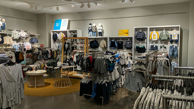 H&M