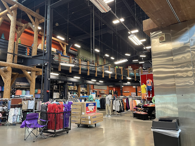DICK'S Sporting Goods