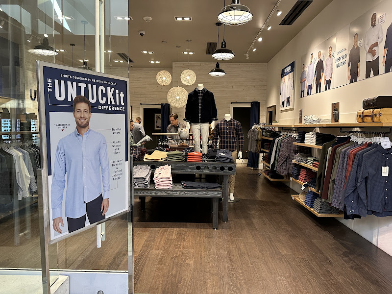 UNTUCKit