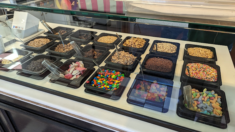 Ice Cream & Frozen Yogurt on the Boardwalk
