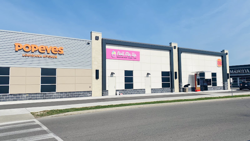 Roll Me Up Ice Cream & Desserts - Oshawa