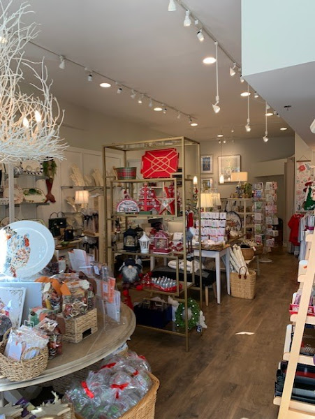 Wellesley Holiday Boutique