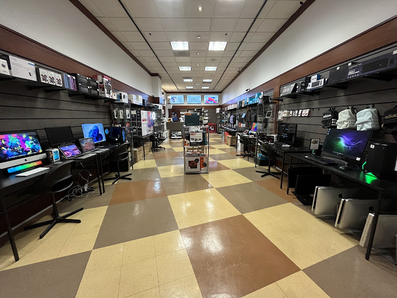 The Electronics Store