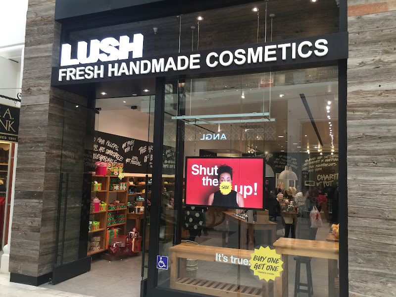 Lush Cosmetics Sherman Oaks