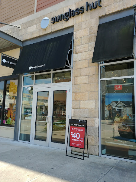 Sunglass Hut