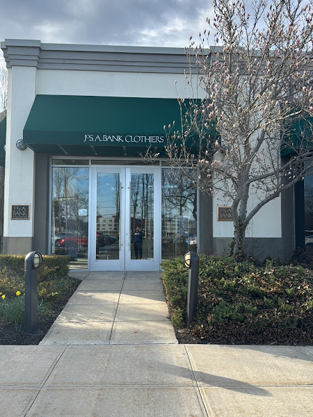 Jos A. Bank