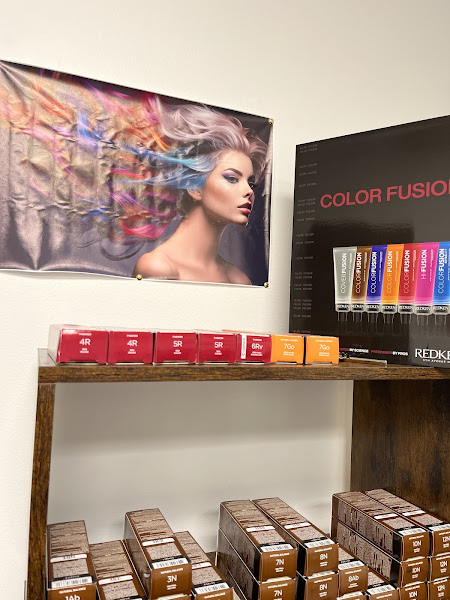 Star-D Salon