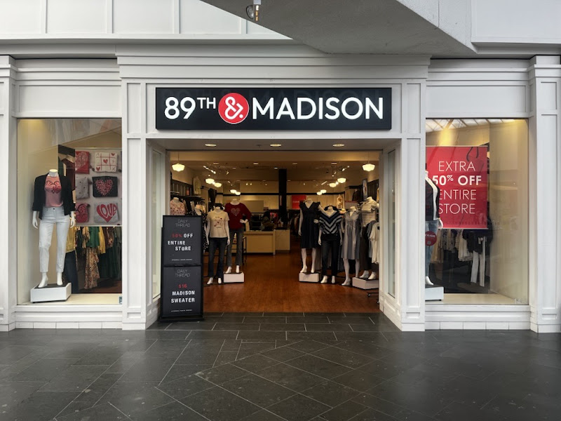 89th & Madison - Paramus Park Mall