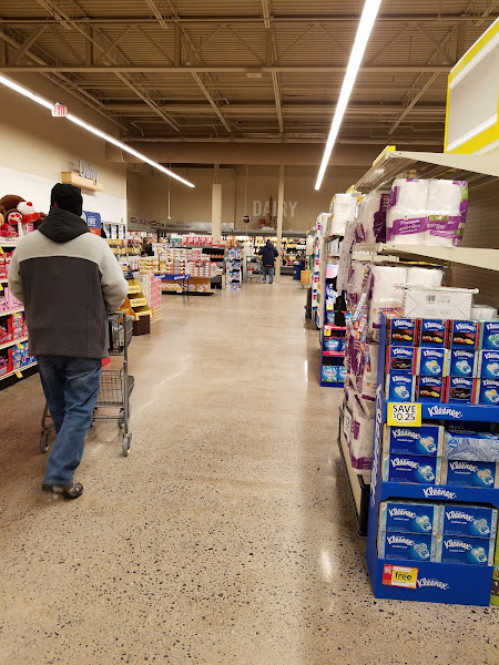 GIANT Pharmacy