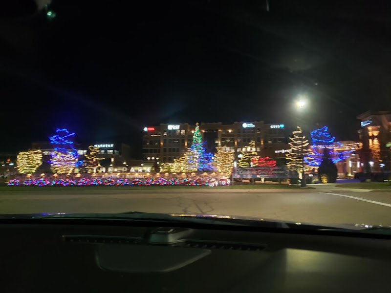 Austin Landing Gives Back
