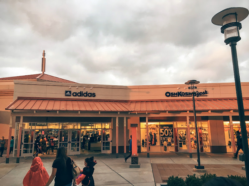 adidas Outlet Store