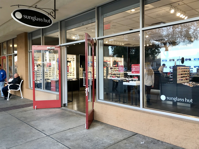 Sunglass Hut