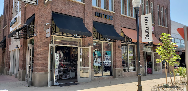 Hot Topic