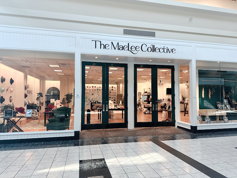 The MaeLee Collective