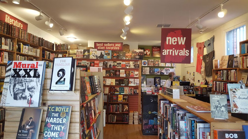 A Cappella Books